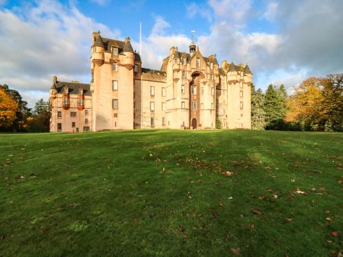 . The Preston Tower Apartment - Fyvie Castle