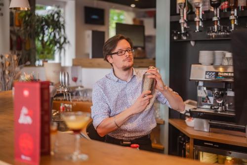 Ibis Colmar Est - Hotel Brasserie en Alsace - image 5