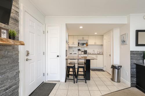 廚房, 藍山閣樓公寓 (Condo Loft At Blue Mountain) in 藍山(ON)