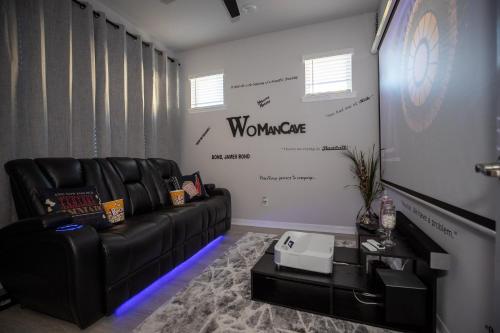 Newly Constructed Modern Pet Friendly Zen Home with Private Home Theater & Hot Tub! home in Orlando, USA