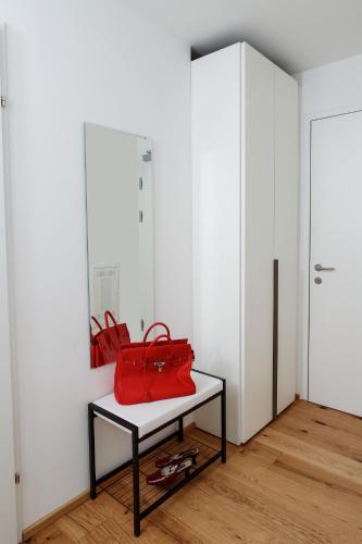 Triiiple Suites Level 21 mit Balkon und Tiefgarage, Vienna (foto 9)