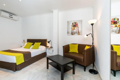 Cool Sevilla Hotel - image 9