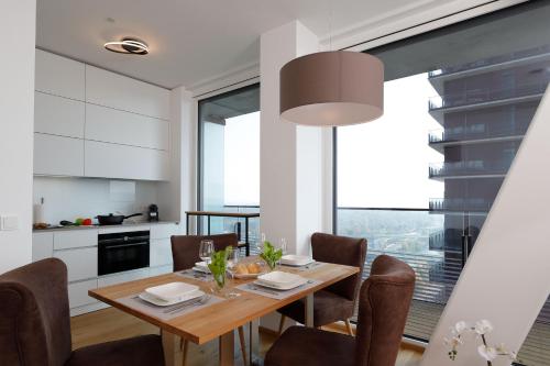 Triiiple Suites Level 22 mit Balkon und Tiefgarage, Vídeň (fotografie 2)