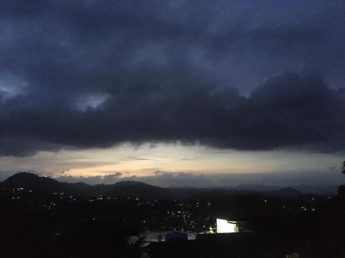 kandy hill vilaa