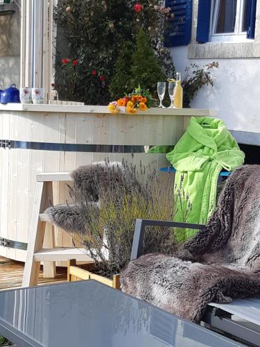 Gîte La Fabrique bain nordique skadi privé & sauna , 7 chambres , tps de chauffe 1h30
