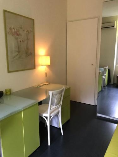 Chambre 1 personne avec terrasse centre ville Marseille 3 nuits min , femme uniquement, Marseille (photo 7)