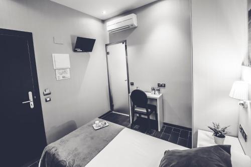 Hostal Prado - image 3