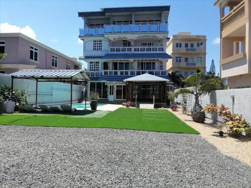 Reviva Residence 1