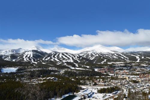 Mountian View Condo Unit S303 in Dillon, USA