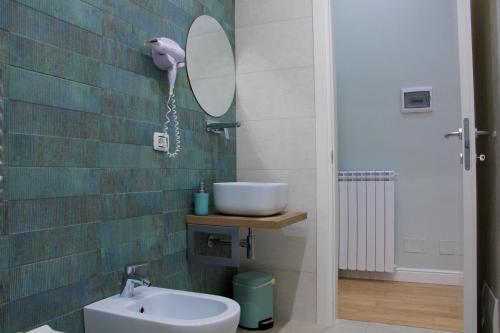 WANDERLUST NAPLES a place to stay, Naples (photo 8)