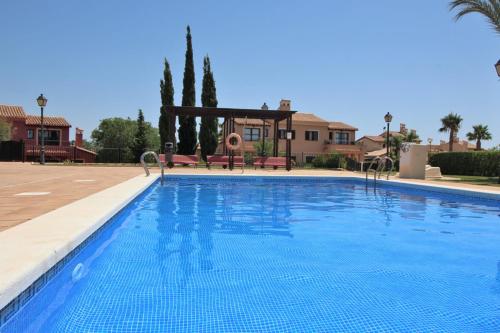  Stunning 3 bed Golf Villa sleeps 6 - large garden & communal pool, Pension in Fuente Alamo