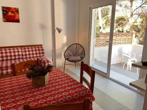  Apartamentos Pujolet in Es Pujols