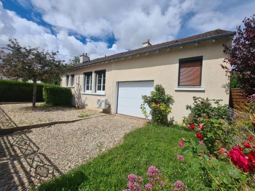 Villa Déols, 3 pièces, 5 personnes - FR-1-591-324 gîte à louer Chignay