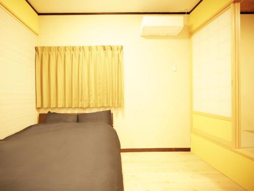 Three-Bedroom Apartment image 8