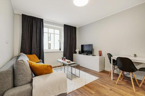 Charming 1BR in Superb Location, Free Parking & Wi-Fi, Таллин (фото 6)