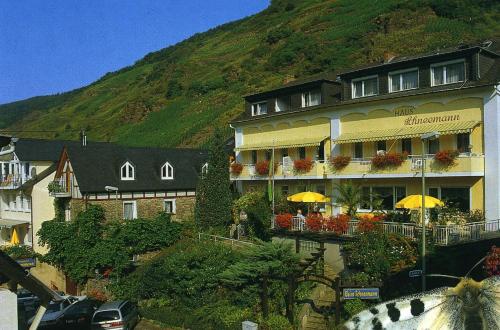 Gast und Weinhof Beim Schneemann - image 11