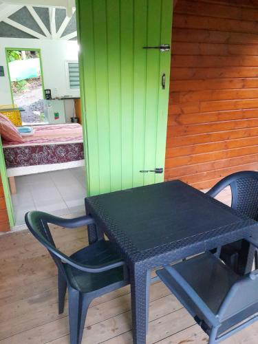 Varanda/terraço, Bungalow charmant à Petit-Bourg avec jardin privé (Bungalow charmant a Petit-Bourg avec jardin prive) in Petit-Bourg