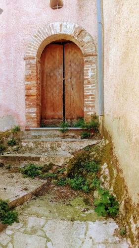 LE ORIGINI casa in borgo tipico lucano