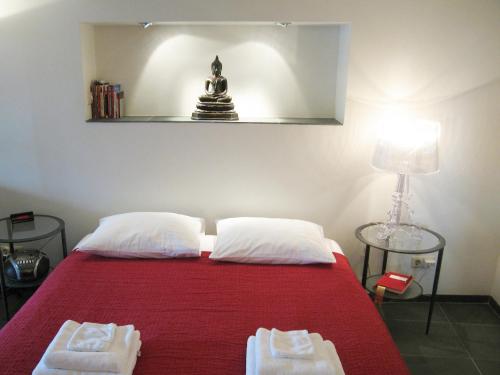 Amsterdam Canal Guest Apartment - main image