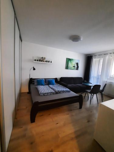 Apartment Klimka with balcony, free wifi and free parking