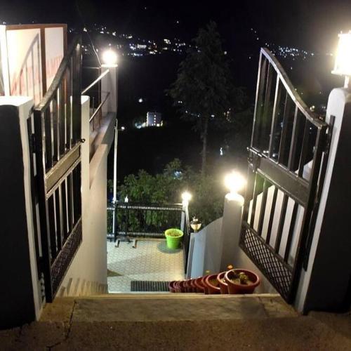 Hotel Himalayan Adventure