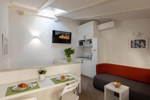 Apartment & Rooms Palmotta - image 3