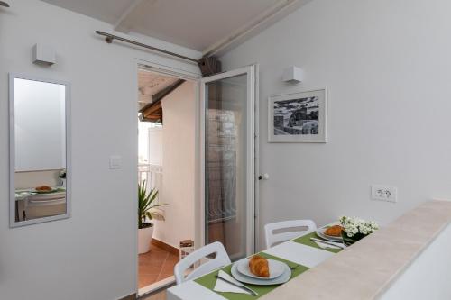 Apartment & Rooms Palmotta - image 5
