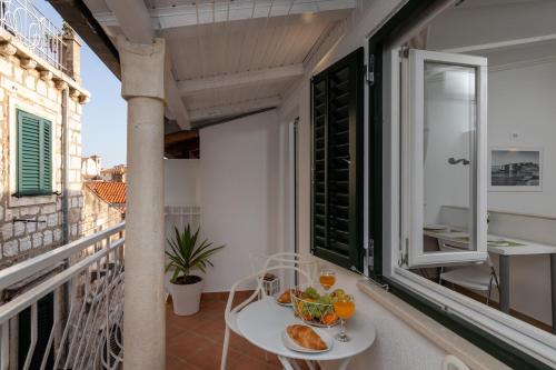 Apartment & Rooms Palmotta - image 11