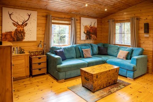 The Steadings Log Cabins in Фреші