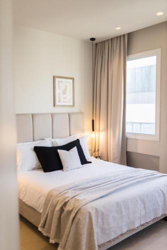 Luxury Apartments in Plaka by UPSTREET - image 11