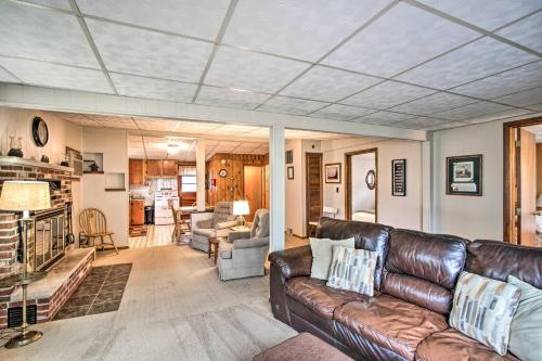 National City Cottage with Patio, Steps to Lake! in National City, USA