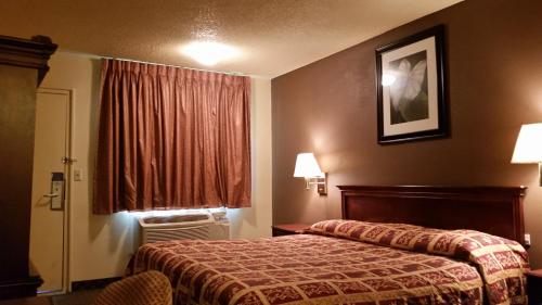 Travel Inn Motel The 3-star Travel Inn Motel offers comfort and convenience whether youre on business or holiday in Hartford (CT). The property features a wide range of facilities to make your stay a pleasant experie
