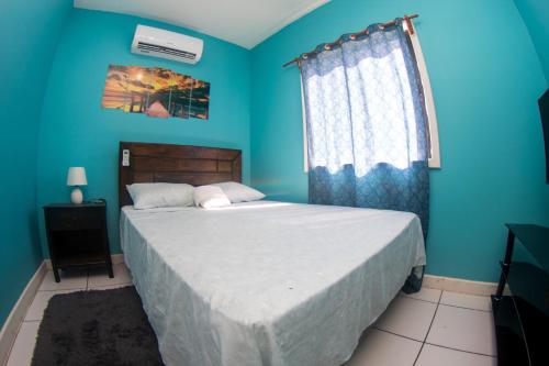 Bliss on the Bay Single Bed, West End