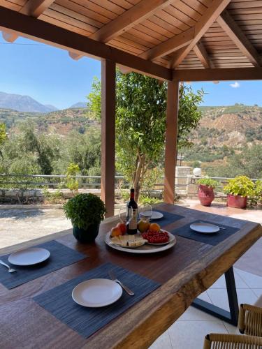 Balcony/terrace, Lithines Villa go green in Gorgolaini