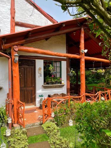 Įėjimas, Casa Heidi, Apaneca in Apaneca