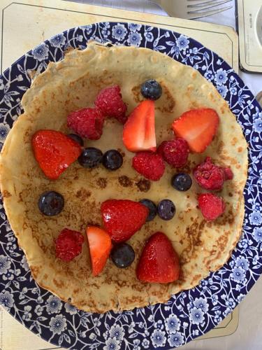 Leverton House - image 6