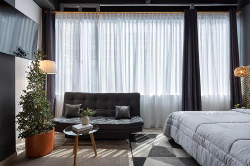 Lexum by Bernalo Hotels, Медельин (фото 3)