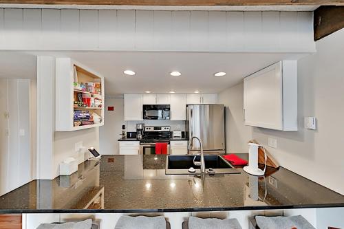 Alpine Retreat in Vail, USA