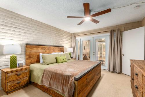 'Casa Feliz' Scottsdale Condo w/ Pool By Downtown! - image 13