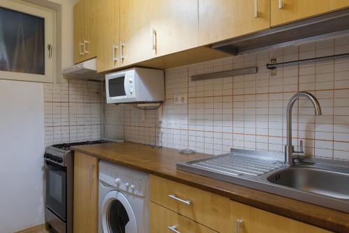 Ultracentral Apartment - "Saint Anthony" Church & Old Town View 3