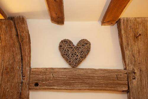 Popfosters Barn - image 10
