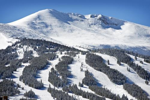 Watch Hill Condos Unit 614 in Silverthorne, USA