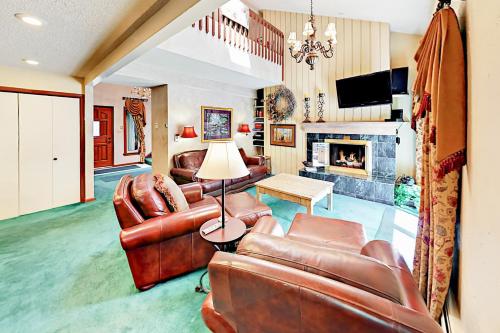 Creekside Cabins in Vail, USA