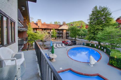 Piscina, River Edge Inn in Gatlinburg (TN)
