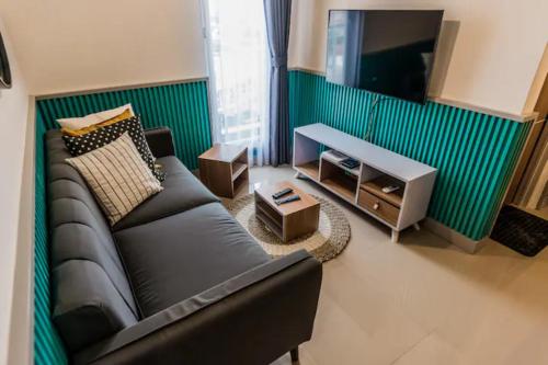Archies Crib - 2BR Apartemen @Silktown Alam Sutera