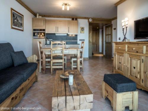 Appartement Les Arcs 1800, 3 pièces, 6 personnes - FR-1-352-6 - Apartment - Arc 1800