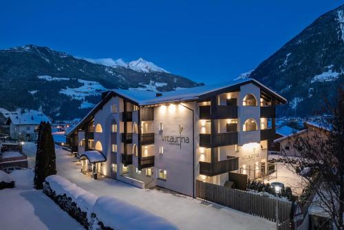 Vitaurina Royal Hotel - 숙소 외관