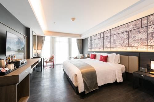 room detail thumbnail 0