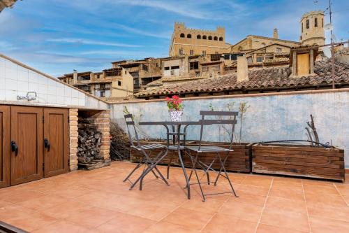  Apartamento Duplex Puente de Piedra, en un enclave único y exclusivo, Pension in Valderrobres bei Ráfales