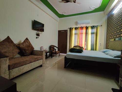 Hotel Aashriwad in Srinagar